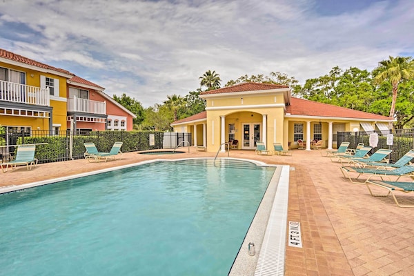 Kissimmee Escape ~ 10 Mi To Disney World! - Kissimmee, FL
