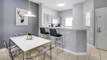 Appartamento (3 Bedrooms) | Interni