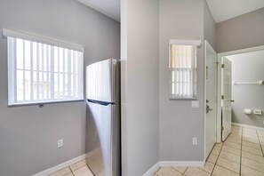 Interior - Kissimmee Escape ~ 10 Mi to Disney World! (Kissimmee)