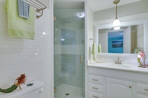House (3 Bedrooms) | Interior - Canalfront Home w/ Dock & Pool: 5 Mi to Ft Myers! (North Fort Myers)
