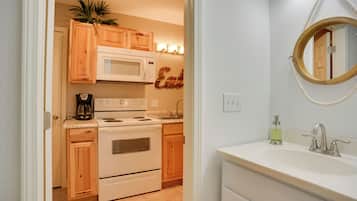 ์ํํธ (1 Bedroom) | ๋ด๋ถ