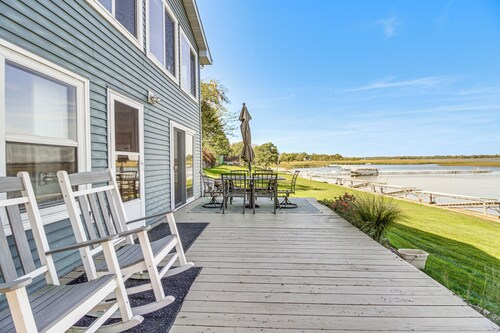 Lake Mary Cottage w/ Private Beach & Boat Dock