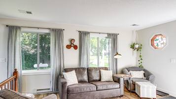 平房 (3 Bedrooms) | 住宿內部