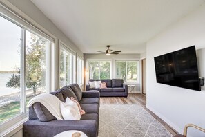 Cottage (3 Bedrooms) | Interior