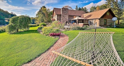 Soak, Relax & Explore! Log Cabin on the Wolf River