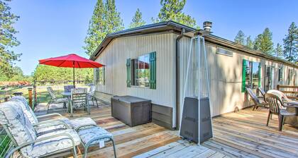Cozy Chiloquin Retreat < 30 Mi to Crater Lake!