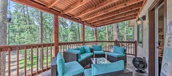 Pet-friendly Ruidoso Home w/ Deck & Forest Views!