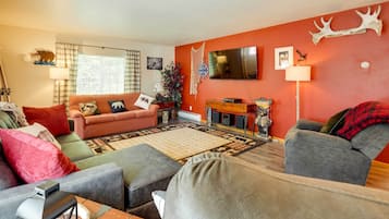 House (2 Bedrooms) | Front of property