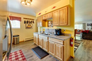 House (2 Bedrooms) | Interior