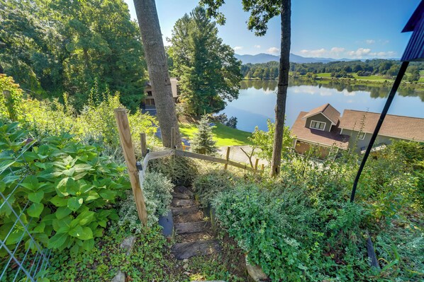 Apartment (2 Bedrooms) | Interior - Serene Lake Junaluska Gem: Deck & Mountain Views (Lake Junaluska)