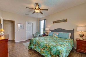 Huis (3 Bedrooms) | 3 slaapkamers, een laptopwerkplek, beddengoed