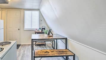 House (1 Bedroom) | Interior