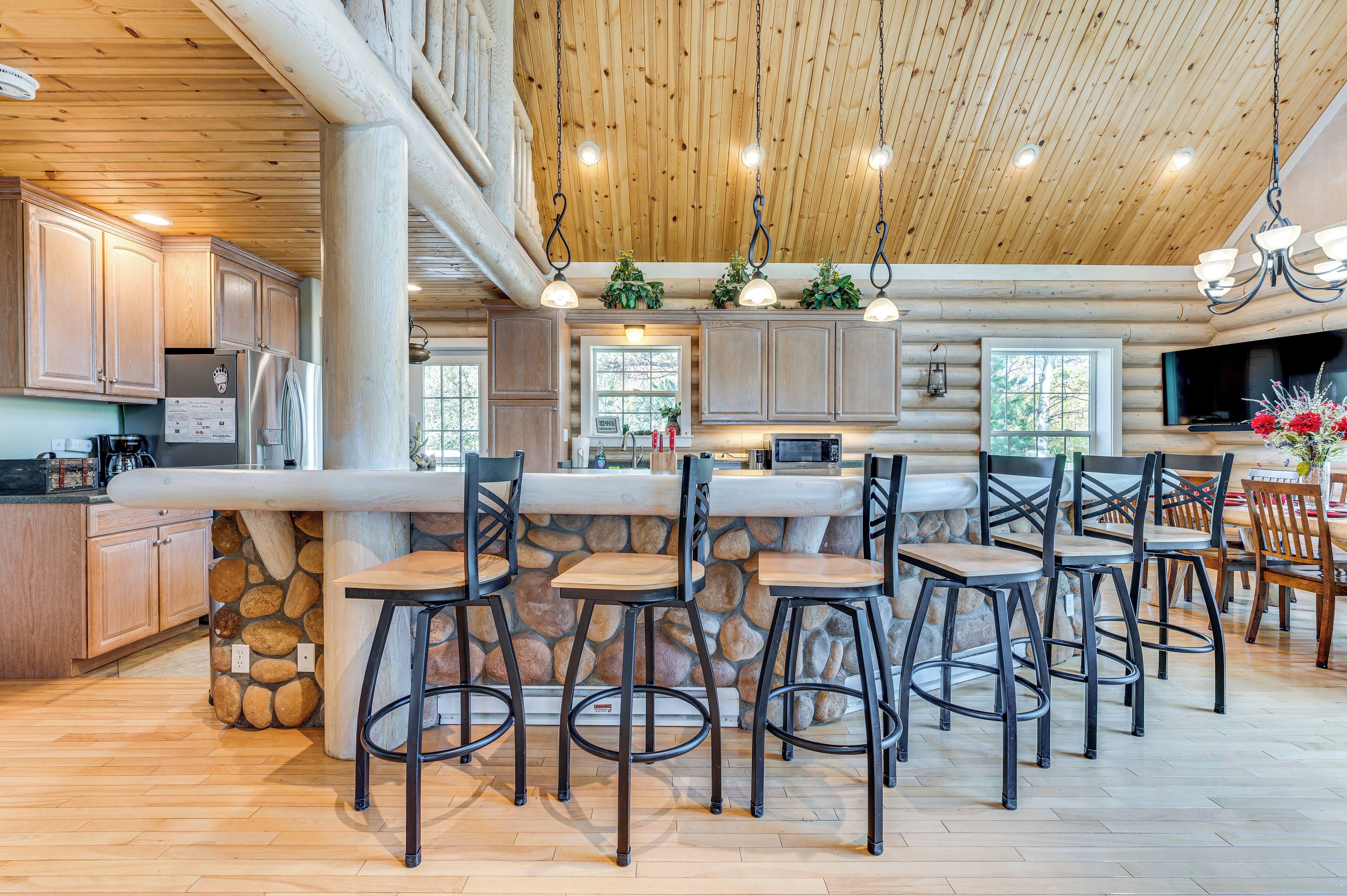 Talo (4 Bedrooms) | Sisätilat