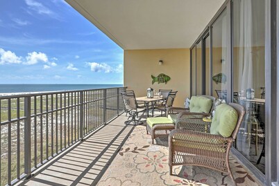 Beachfront Bliss on Dauphin Island w/ Pool Access!