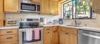 1 Mi to Northstar Skiing/snowboarding: Cozy Condo