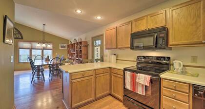 2 Mi to Ski Resort! Beech Mtn Cabin w/ Slope Views