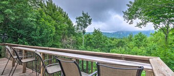 Hike, Bike, Unwind! Beech Mtn Stay w/ Scenic Views