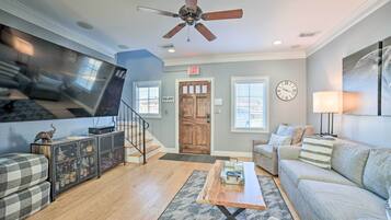 Apartment (2 Bedrooms) | Front of property