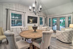 Stuga (4 Bedrooms) | Interiör
