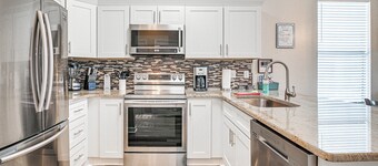 4 Mi to Ocean: Breezy Golf Condo in Myrtle Beach!