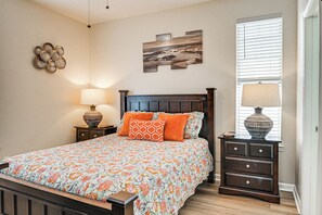 Apartment (2 Bedrooms) | Interior - 4 Mi to Ocean: Breezy Golf Condo in Myrtle Beach! (Myrtle Beach)