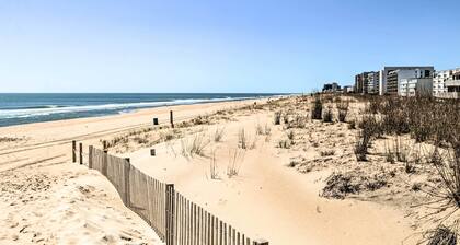 Steps to Ocean City Beach: Condo w/ Balcony