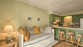 Apartment (1 Bedroom) | Interior