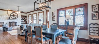 Beautiful Hill Country Ranch Home - 4 Mi to Town!