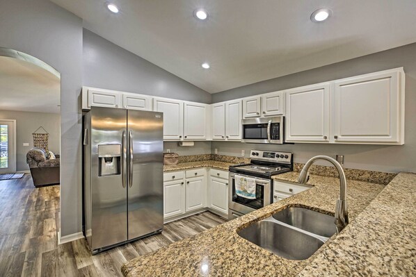 House (3 Bedrooms) | Interior - Modern Beach Retreat w/ Pool, Hot Tub, & Patio! (Fort Myers)