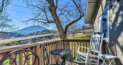 Cottage With Fire Pit + Deck on The Klamath River!