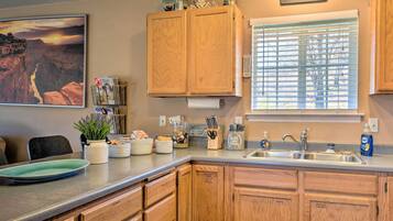 Cottage (3 Bedrooms) | Interior