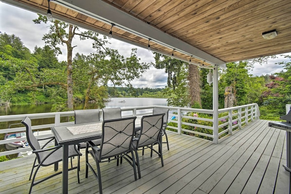 House (5 Bedrooms) | Interior