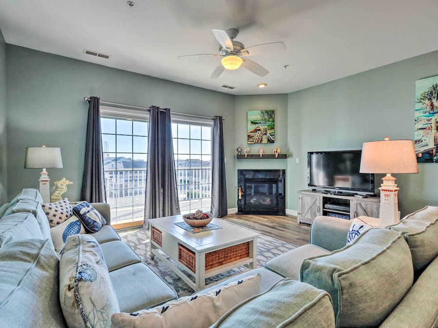 Apartment (2 Bedrooms) | Front of property
