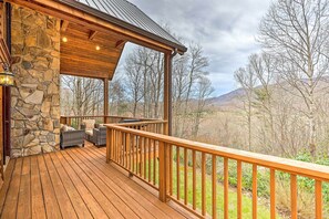 House (3 Bedrooms) | Interior - Game Room & Fire Pit: Spacious Elk Park Lodge! (Elk Park)