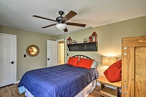 House (5 Bedrooms) | Interior - Family-friendly Terra Alta Home w/ Lake View! (Terra Alta)