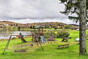 Interior - Family-friendly Terra Alta Home w/ Lake View! (Terra Alta)