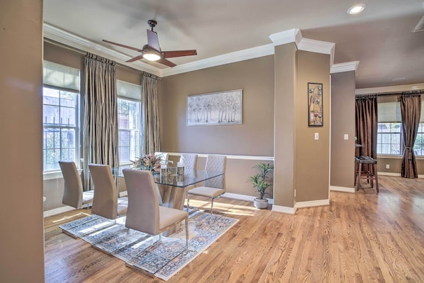 House (4 Bedrooms) | Interior