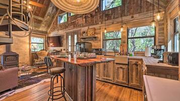 House (0 Bedroom) | Interior