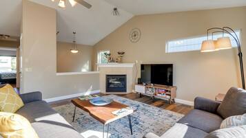 Apartment (3 Bedrooms) | Front of property