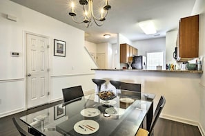 Apartment (1 Bedroom) | Interior