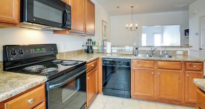 Inviting High Point Townhome With Patio + Privacy!