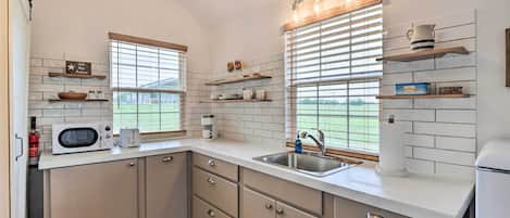 Apartment (0 Bedroom) | Interior