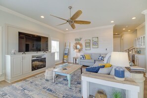 House (4 Bedrooms) | Interior