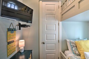 House (4 Bedrooms) | Interior - Ocean View: 'easy Breezy' Crystal Beach Getaway! (Port Bolivar)