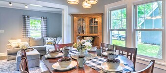 Bright Parma Home w/ Outdoor Space < 10 Mi to Dtwn