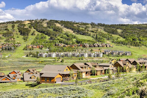 Apartment (2 Bedrooms) | Interior - 1/2 Mi to Granby Ranch: Condo w/ Private Hot Tub! (Granby)