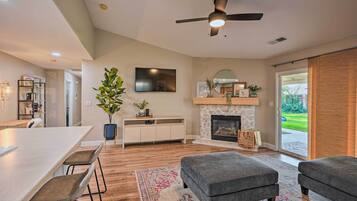 House (3 Bedrooms) | Front of property