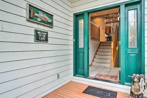 Interior - Lakehills Vacation Rental on Medina Lake (Pipe Creek)