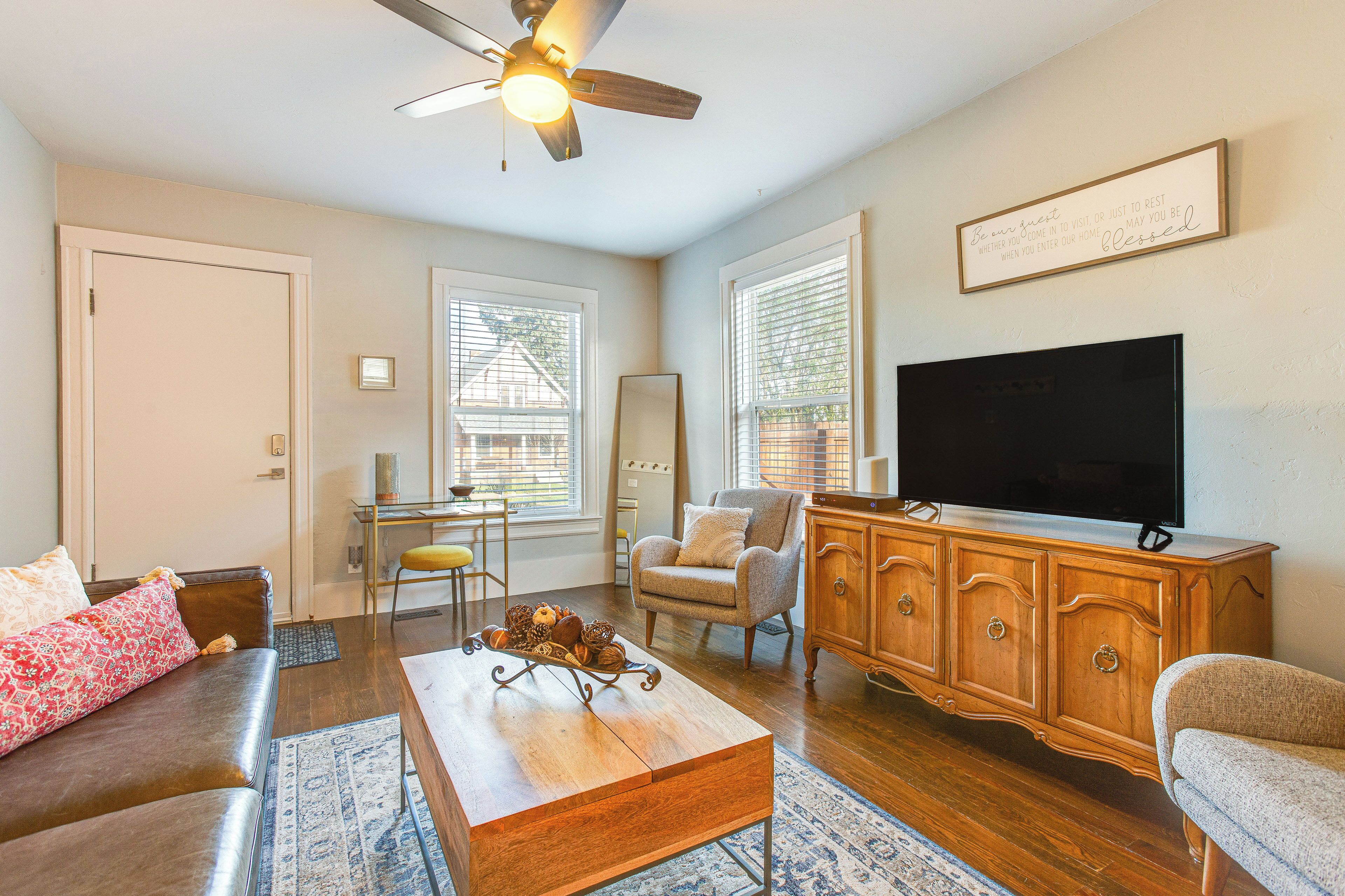 House (2 Bedrooms) | Interior