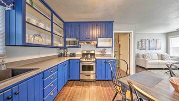 Cottage (2 Bedrooms) | Interior